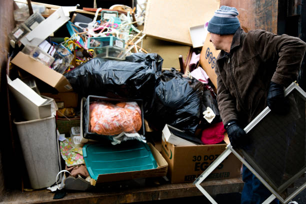 Best Scrap Metal Removal  in Edwardsburg, MI